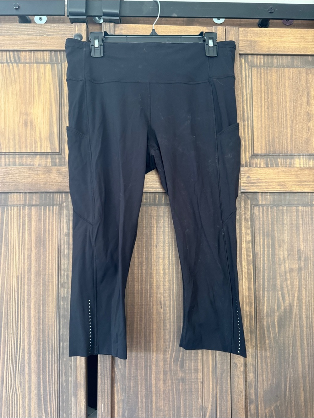 lululemon athletica Black Cropped Performance Leggings with Side Pockets